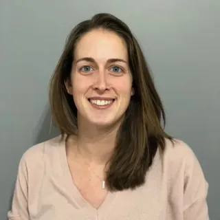 Claire Liduena, Masseur-kinésithérapeute à Châtenay-Malabry